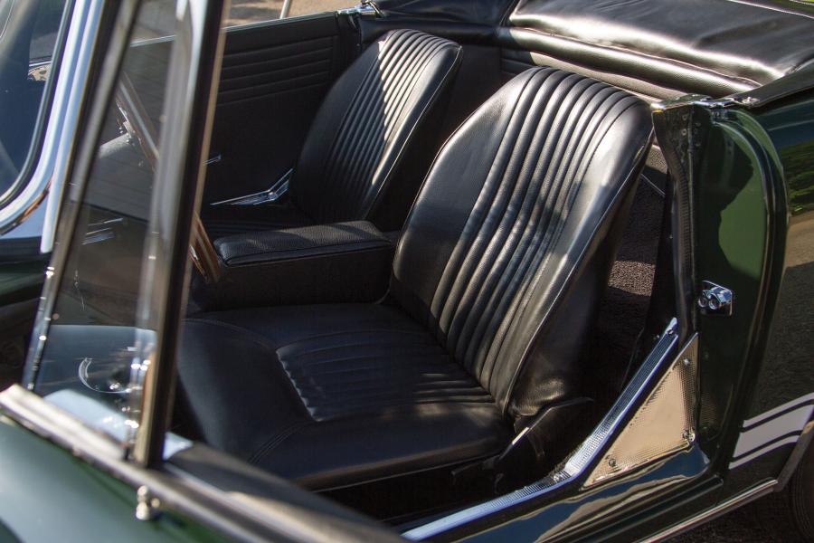 Интерьер Sunbeam Tiger II 1967 года  (фото 18 из 19)